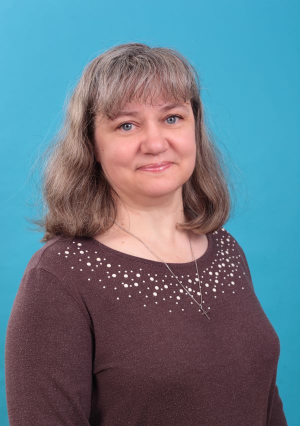 Козлова Оксана Григорьевна.
